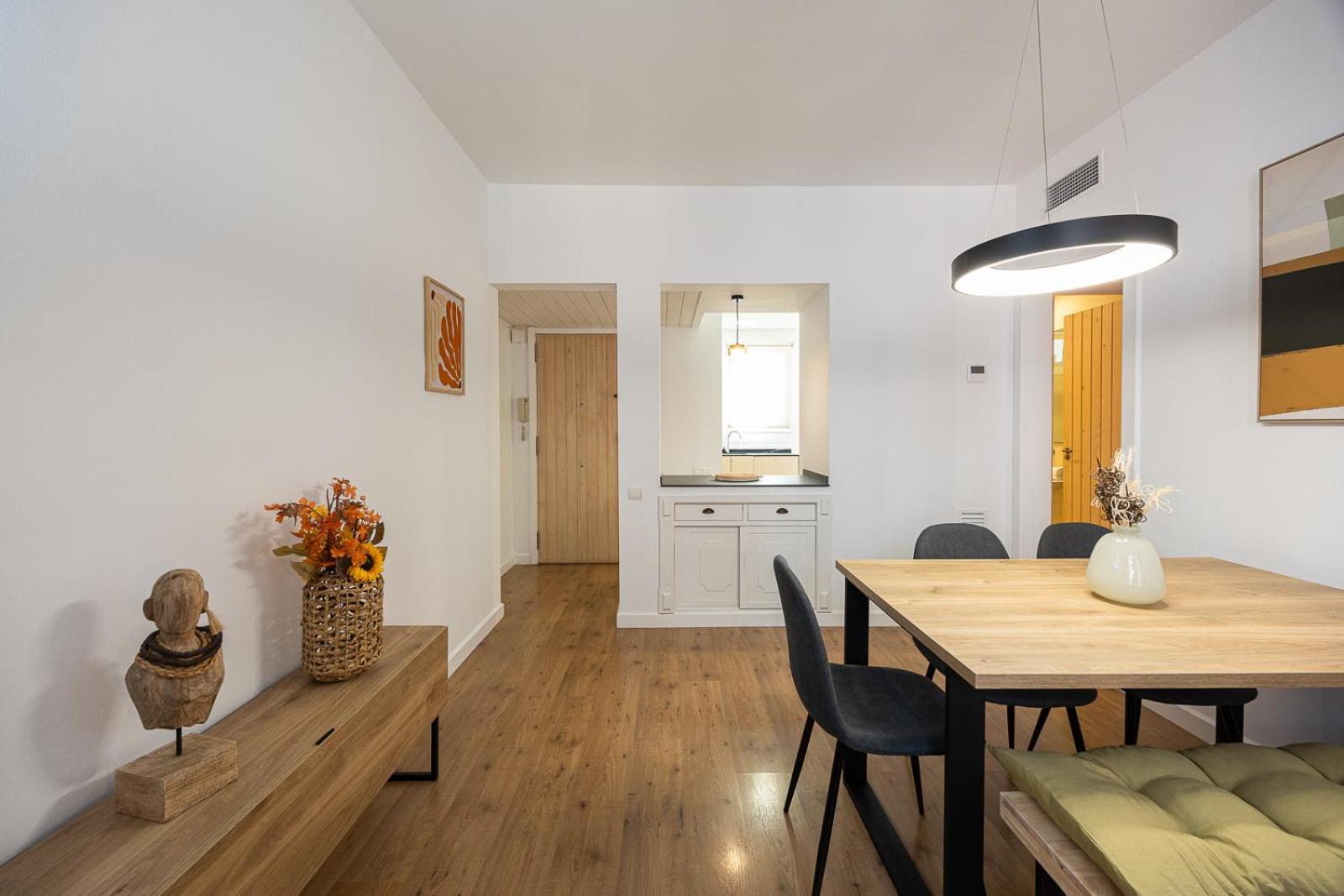 Charming 2br In Trendy Gracia Apartamento